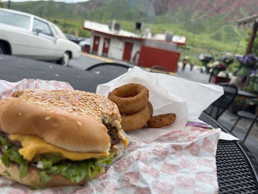 Vicco's Charcoalburger Drive-In