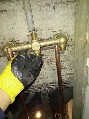 Plumbing , hot an cold Shower Assambly Control