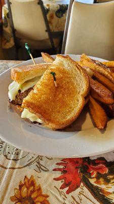 Patty melt with fries