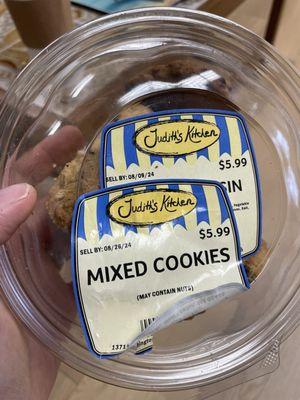 Relabeled cookies with new expiration date.