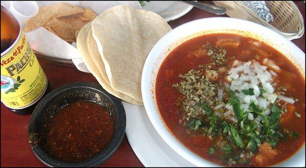 Here's a close photo of my delicious breakfast of menudo, tortillas, chips and salsa.  I'd already garnished the menudo.