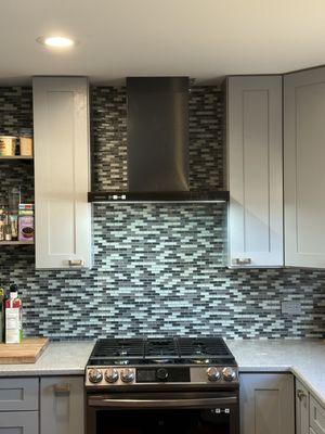 Kitchen backsplash