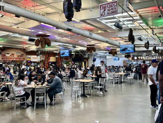 Spacious Food court