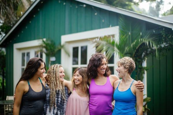 love all of the ladies of Mangala Yoga! photo: cadencia photography