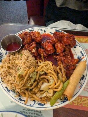 General Chicken lunch plate with pork fried rice and chicken chow mein