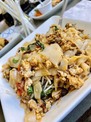 Pad - Kee - Mow (Drunken Noodles)