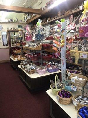 Great selection of fresh chocolate and old time candies.