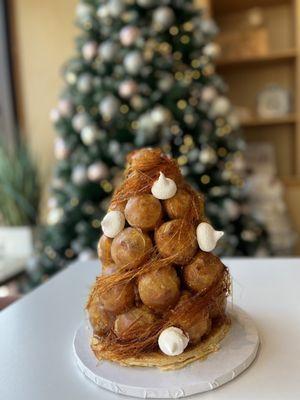 Croquembouche