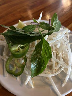 Pho garnish