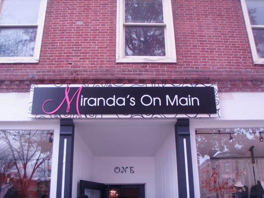 Welcome to Miranda's On Main!