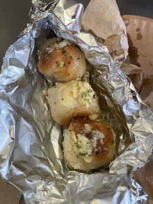 Garlic knots