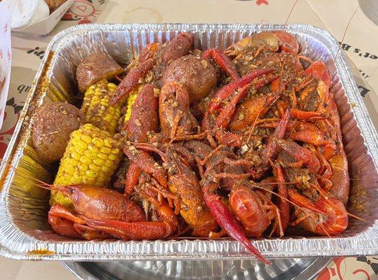 Crawfish with Mr. and Mrs. Crab Special Seasoning