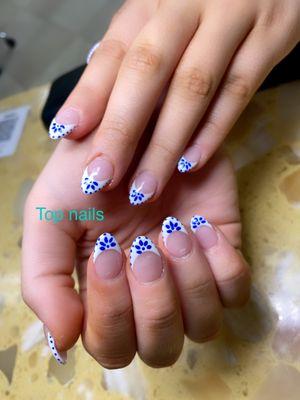 Acrylic nails friend tip