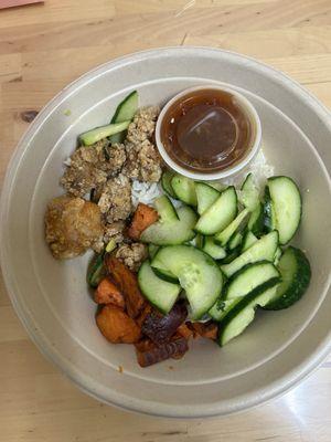 Fried Chicken Bowl- 4 popcorn size chicken and a years worth of cucumbers. So disappointing. What am I fasting ....