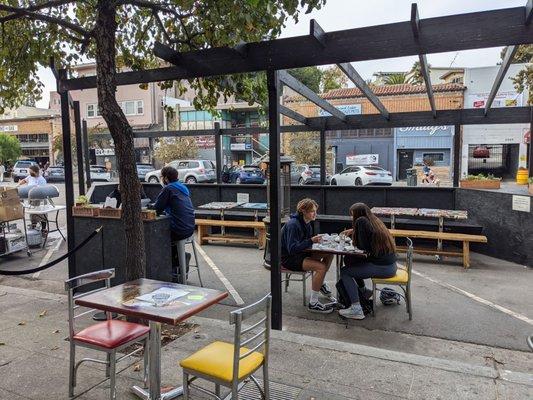 Libertine's parklet