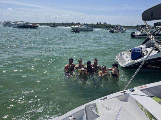 Captained Boat Rentals in Miami .