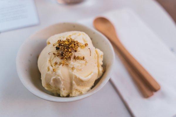 Osmanthus ice cream