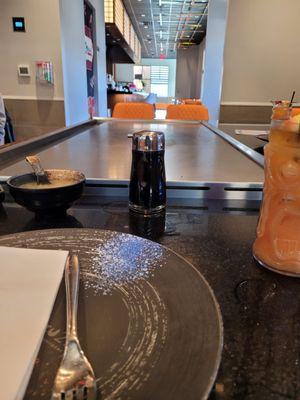 Hibachi table