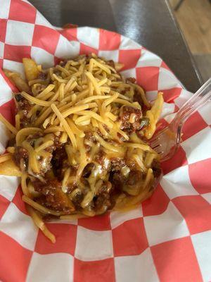 Chili cheese fries