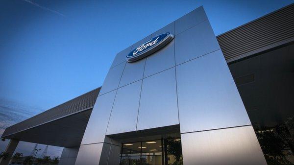 Kern County's Largest Ford Dealer!