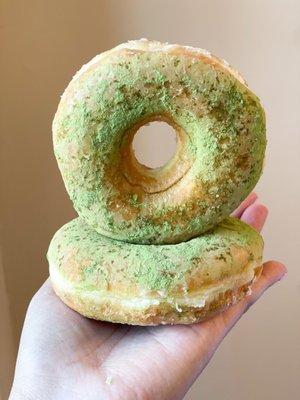 Matcha donuts