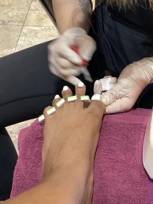 gel pedicure