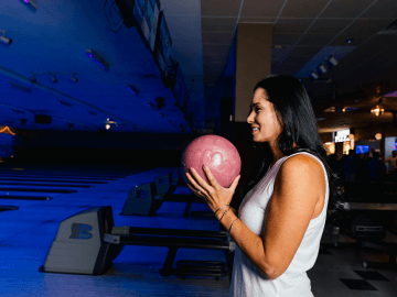 Virgin River Hotel & Casino Bowling Center - Cosmic Bowling