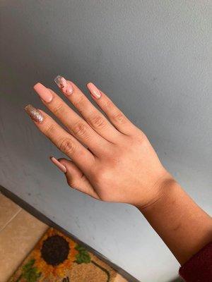 Nude design acrylics