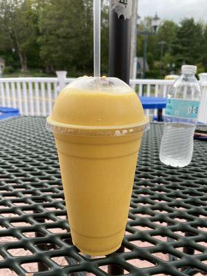 Mango lassi