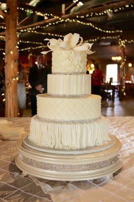 Wedding Cake at Moon River Ranch