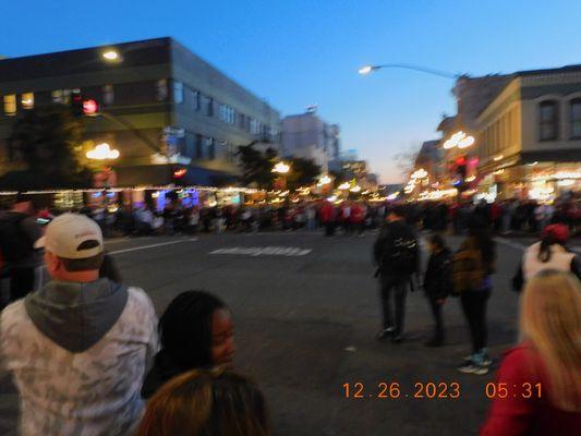 Many parties' goers lined the Market Street and 5th Ave as they waited for the battle to begin.