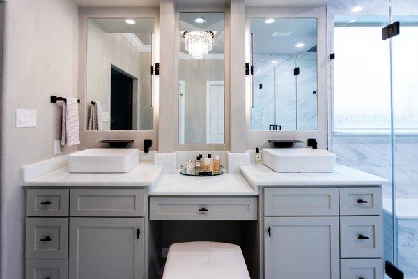 huge master bathroom, his and her vanities