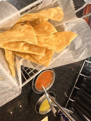 Chips with red and green salsas