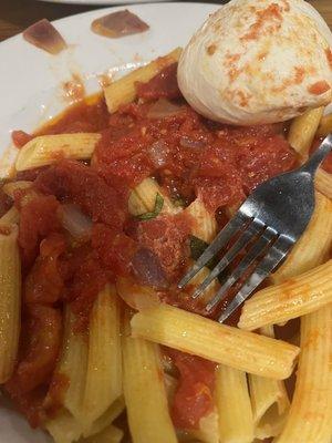 Pasta Margherita (literally just chopped tomatoes on top of store bought pasta, and two whole measly pieces of basil, what a joke.)