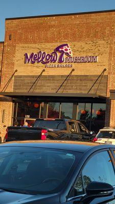 Mellow Mushroom Holly Springs