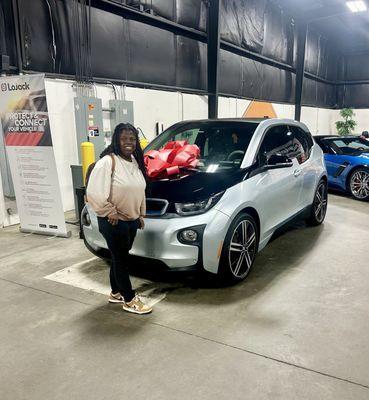 My daughter's first car 2015 BMWi3 - sold to me with a bad battery ..