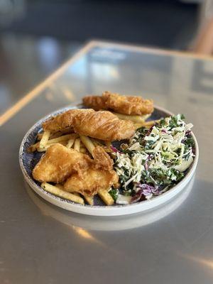 3 PIECE BATTERED FISH & CHIPS: Crispy battered Swai filets over a bed of crispy French fries and a side of Kaleslaw | $12.95