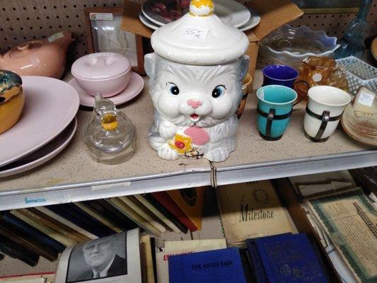 Cute cookie jar!