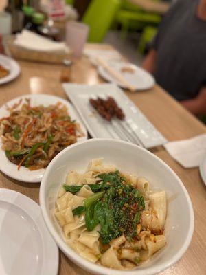 Spicy Hot Oil Noodles - @rayz