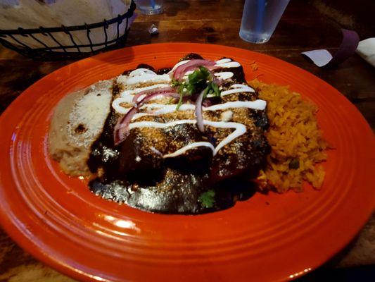 Platilo Enchiladas de Mole