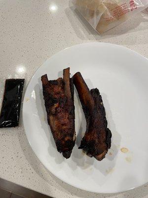 Small fatty, dry, tasteless ribs