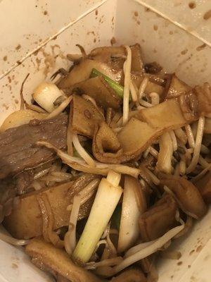 Beef w/ bean sprout rice noodle