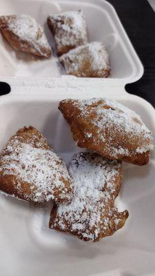 Louisiana Style Beignets. 6 piece for $4.00