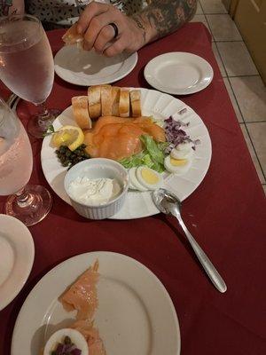 Smoked Salmon carpaccio