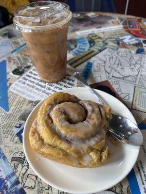 Pumpkin Cold Brew & Pumpkin Cinnamon Roll