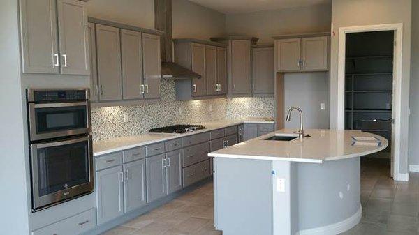 Ready for a new modern Kitchen? We have the latest information on new homes in the market!