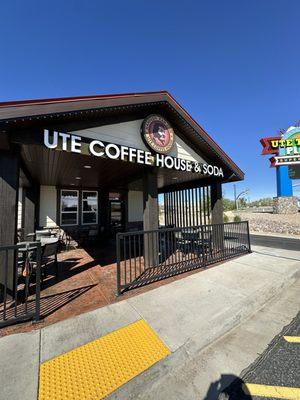 Kahpeeh Kah-ahn Ute Coffee House