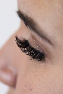 Luxury lash extensions from Xtreme Lashes