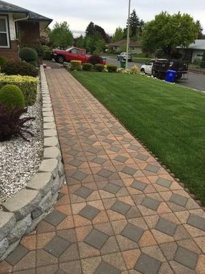 Yard Maintenance (weekly, bi-weekly or monthly) - For Scheduling a FREE ESTIMATE call or text me 503-290-8753.