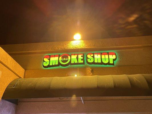 Smoke shop